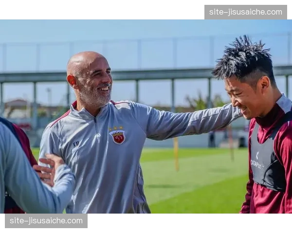 海港角球进攻被解围，二次组织由加布里埃尔完成助攻